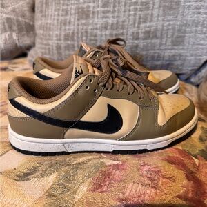 Nike Dunk Low Dark Driftwood -Beige and Black Sneakers